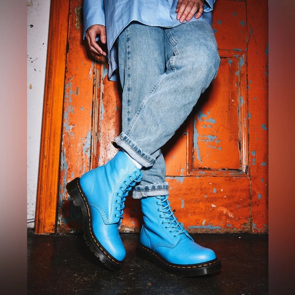 Doc Martens 1460 Pascal Leather Boots - Picture 4 of 11